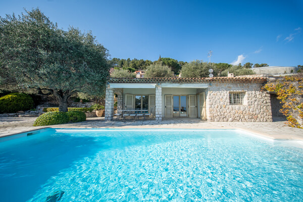 Image of Lacosta Property