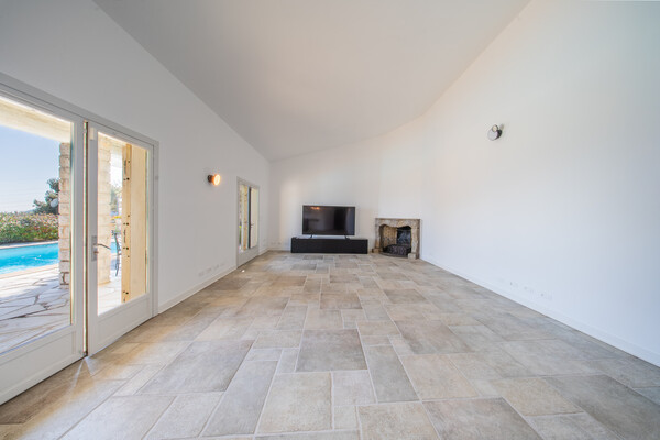 Image of Lacosta Property