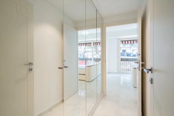 PARK PALACE -  Carré d'Or - Lumineux 2 Pièces Rénové