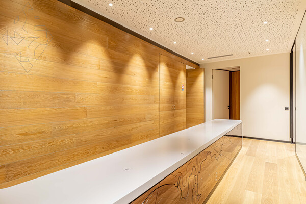 EXCEPTIONAL LUXURY OFFICES FOR SALE