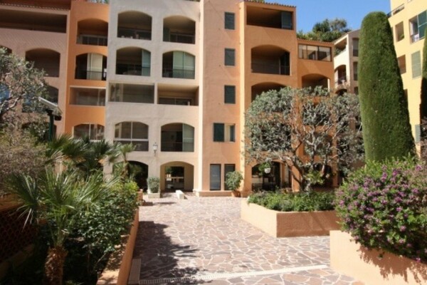 2 pièces raffiné et rénové au Donatello