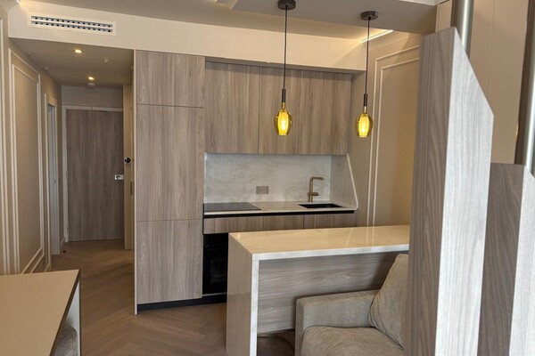 STUDIO MEUBLE - LA ROUSSE - ST ROMAN