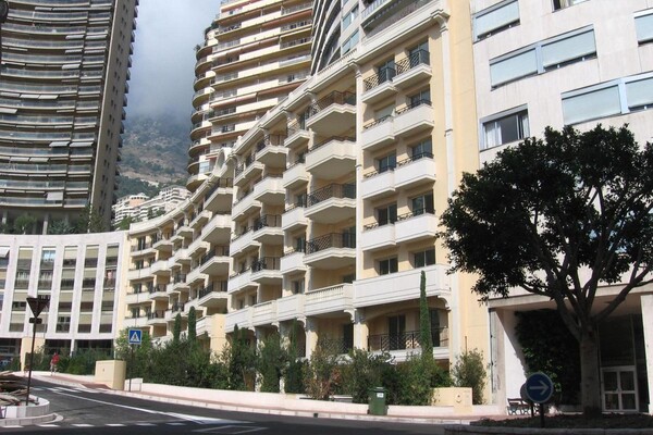 APPARTEMENT DANS MAGNIFIQUE RESIDENCE