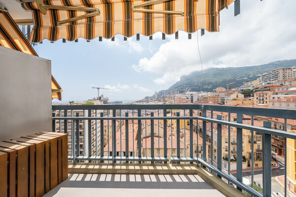 Superb 2-room apartment completely renovated