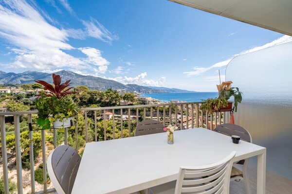 Roquebrune Cap Martin - Bellissimo bilocale - vista mare