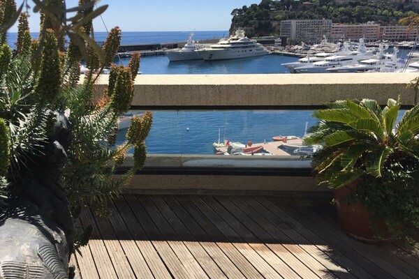 Carré d'Or - Appartamento su due piani di 3 locali