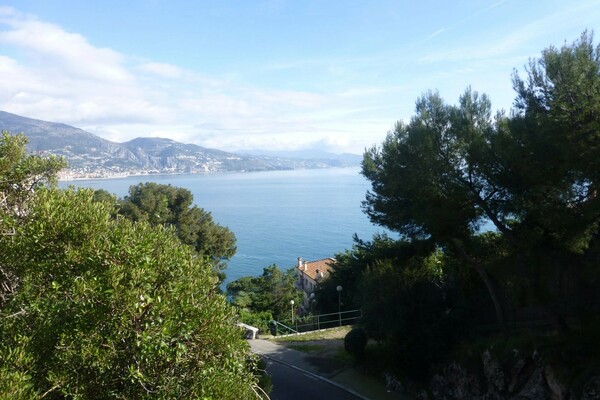 Roquebrune-Cap-Martin - Superb penthouse in a 'Belle Epoque' palace