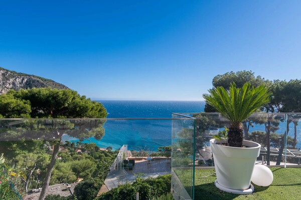 Eze - Villa vue mer et piscine