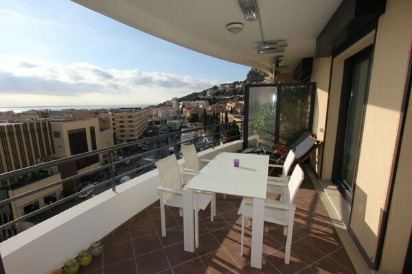 Appartamento di 3 locali con vista mare