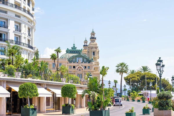 APPARTEMENTS D 'EXCEPTION A LA VENTE  DANS LE CARRE D OR