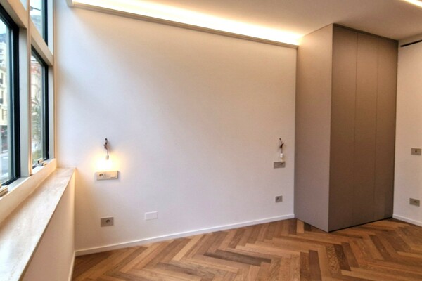 MONACO CONDAMINE Elegant 3 room apartment completely renovated with parking