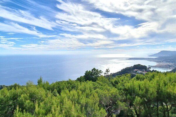 Territoir Italien Magnifique duplex rénové avec vue spectaculaire sur la Côte d’Azur