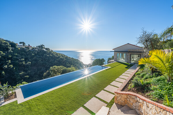 ROQUEBRUNE-CAP-MARTIN - NUOVA - VILLA - 4 CAMERE DA LETTO - VISTA SUL MARE