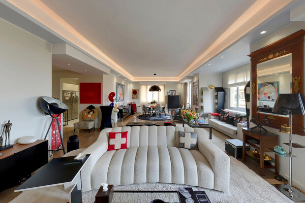MONTE CARLO - LARGE 4 ROOM APARTMENT - PALAIS ALBANY