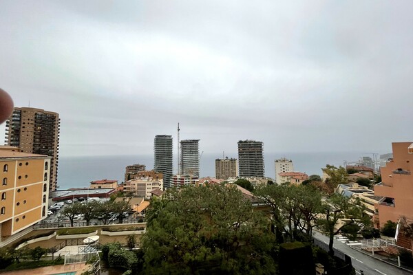 QUATRE PIECES VUE MER BEAUSOLEIL - VILLA MEDICIS.