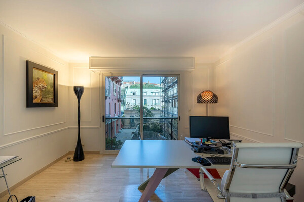 STUDIO – LE MONTAIGNE, CARRÉ D’OR