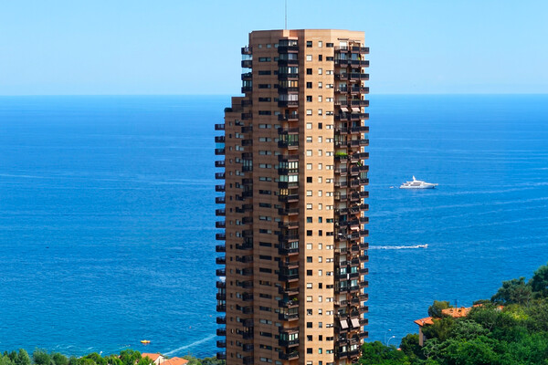 MONOLOCALE – PARC SAINT ROMAN