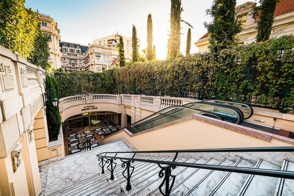 FOND DE COMMERCE - CENTRE COMMERCIAL METROPOLE