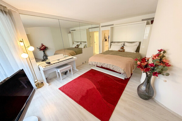 MONTECARLO STAR -STUDIO A LA VENTE AVEC PARKING  ET CAVE