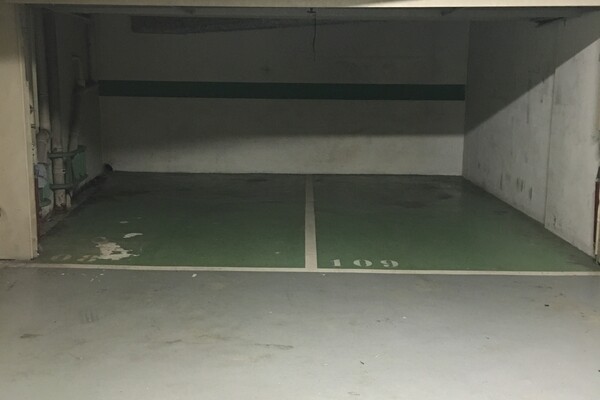 Double parking box - Patio Palace