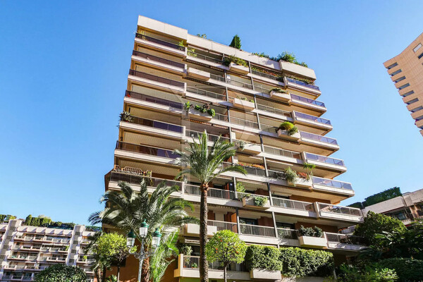 LES ACANTHES - CARRÉ D'OR - 4 PIÈCES RÉNOVÉ