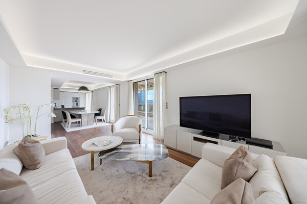 Triplex Penthouse Rénové avec Rooftop et Vue Mer - Villa Annonciade