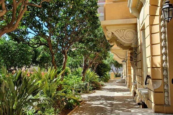 CONDAMINE 3 PIECES VILLA BELLEVUE