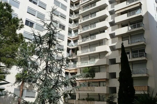 Le Château d'Azur - 3P - LA ROUSSE