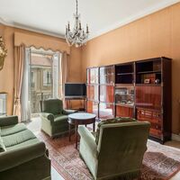 Condamine: Elegant 2 Bedroom Bourgeois Apartment to be Refurbished on Rue Grimaldi