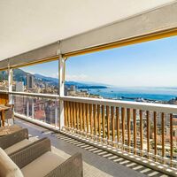 Granada: 2 Bedroom Penthouse Apartment with Panoramic View, Cellar and Parking Space