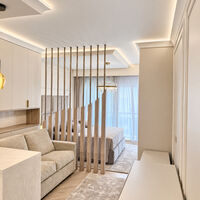 TRÈS BEAU STUDIO RÉNOVÉ MEUBLÉ AVEC APERÇU MER - Photo 1