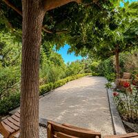 Magnificent renovated architect-designed villa with superb sea views! - Photo 36