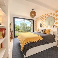 Magnificent renovated architect-designed villa with superb sea views! - Photo 28