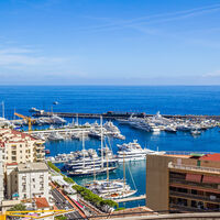Rare on the market: Completely renovated apartment with a panoramic view of the port of Monaco