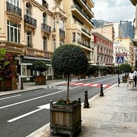 Monaco / Carré d'Or / Boutique sur un axe très passant