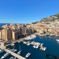FONTVIEILLE - COMMERCIAL PREMISES WITH SHOW WINDOW FOR SALE