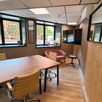 PRIVATE OFFICE OF 18 m² IN A PREMIUM BUSINESS CENTER