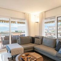 Oliviers - Renovated 4-Room Flat - Sea View