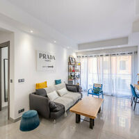 CONDAMINE - PETREL - 2 BR renovated flat