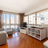 BRIGHT TWO-ROOM APARTMENT WITH PARKING - CHÂTEAU AMIRAL