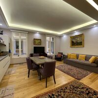 Beautiful 2-bedroom apartment – Villa Bellevue – Condamine