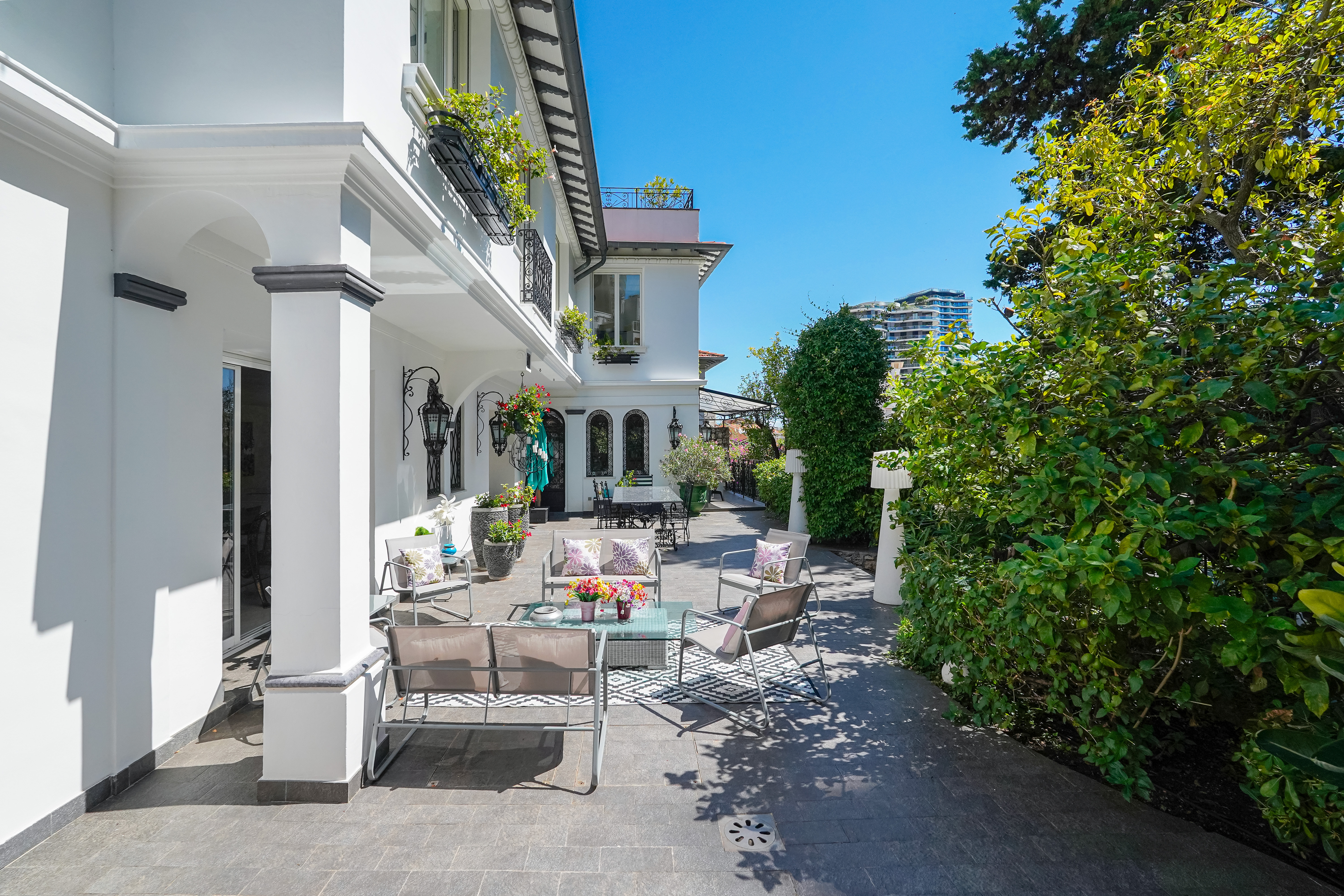 Villa Monaco